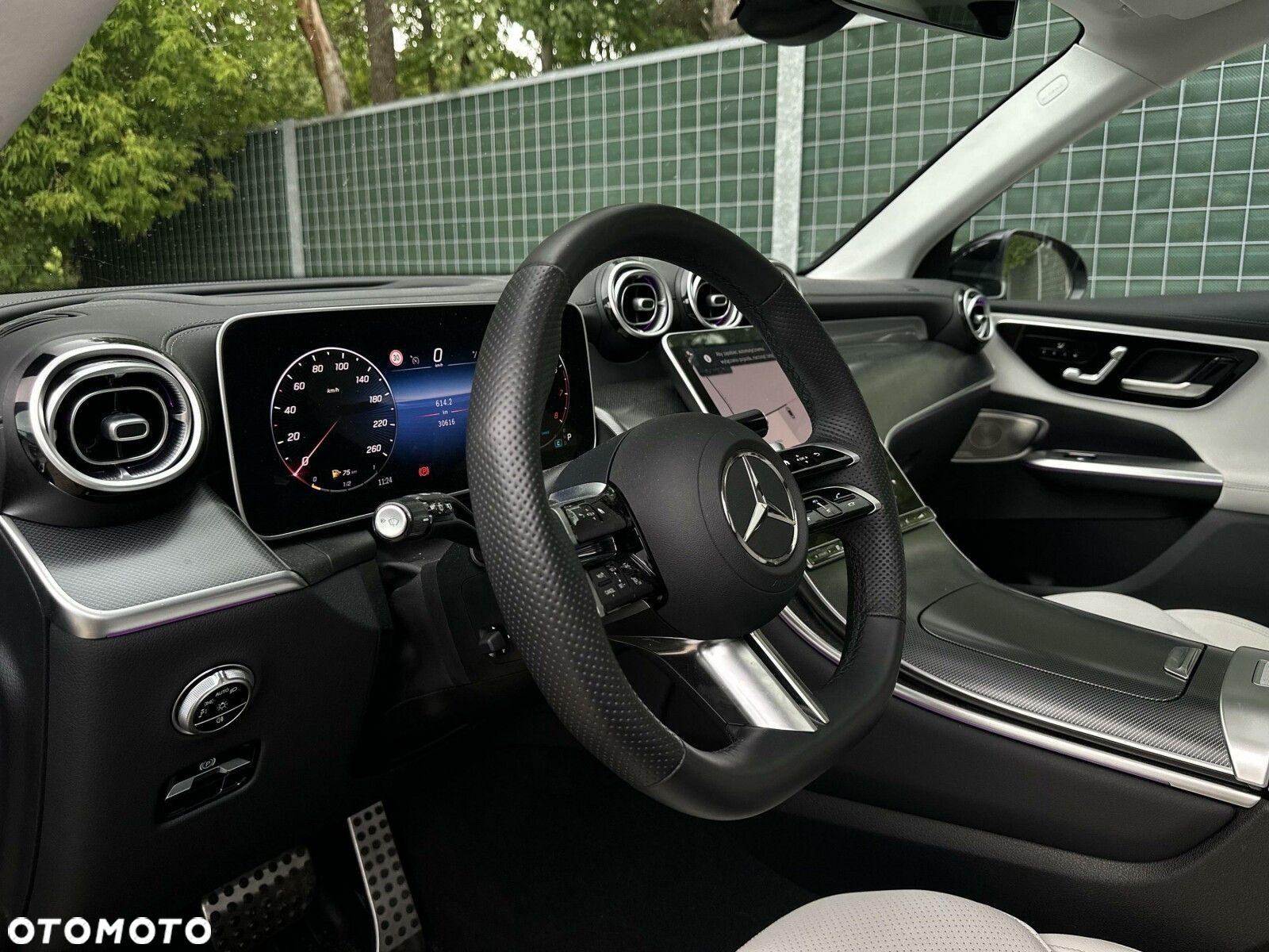 Mercedes-Benz GLC - 15