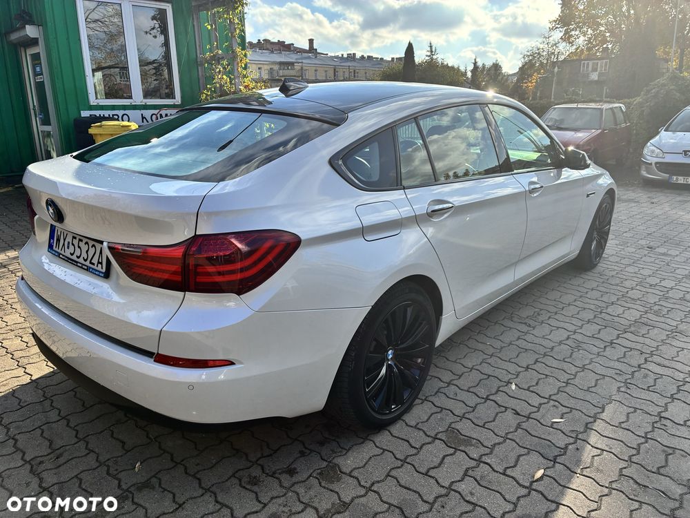 BMW 5GT - 6