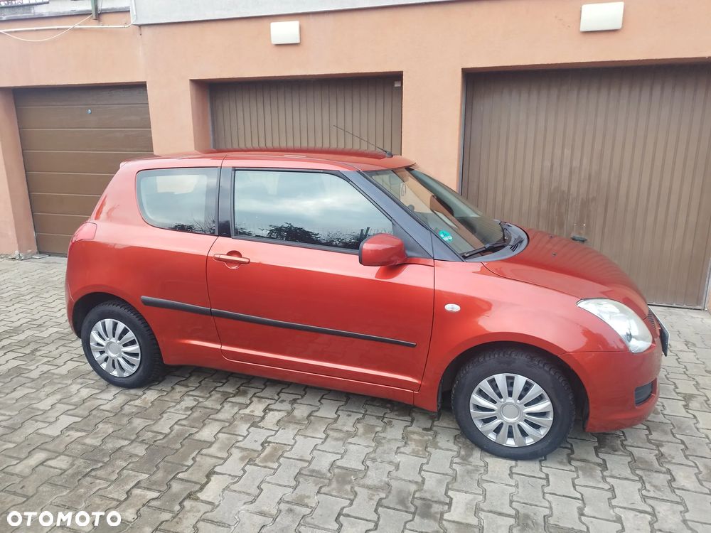 Suzuki Swift 1.3 Comfort - 38