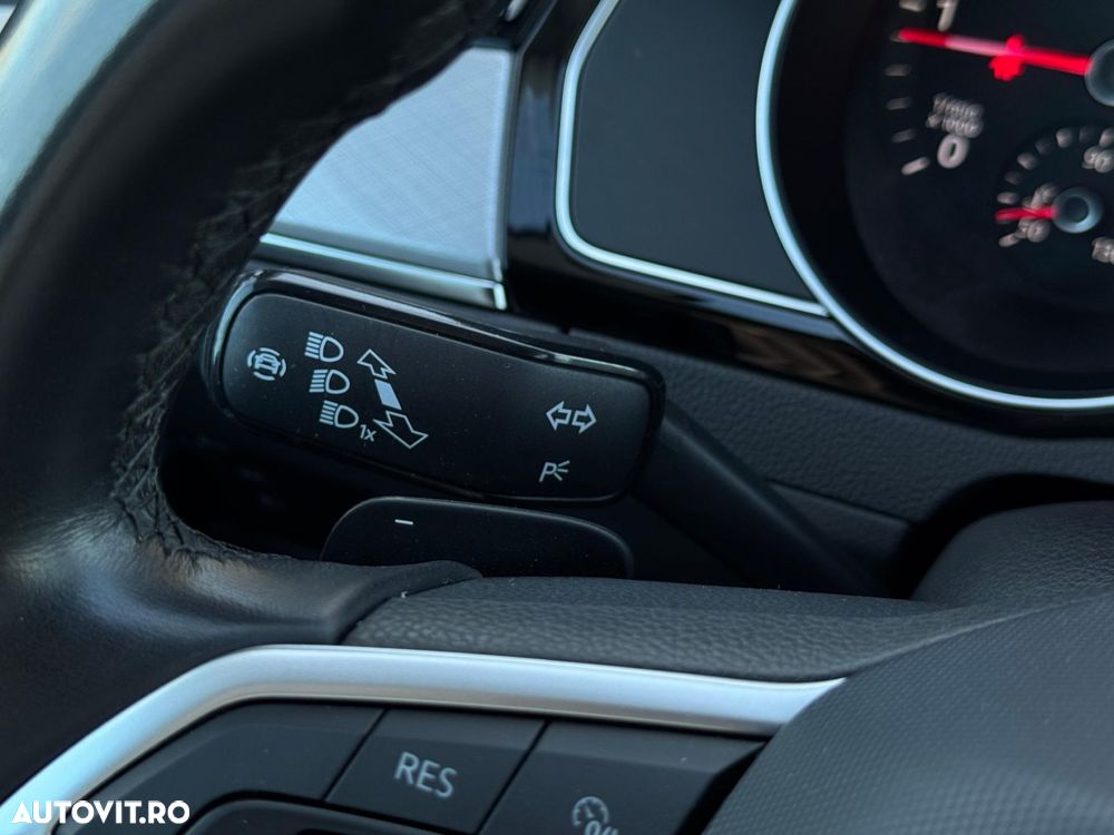 Volkswagen Passat - 28