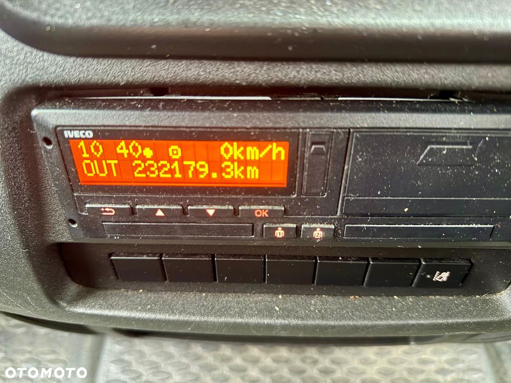 Iveco Daily* 72c18 Daily Zabudowa TEKBO  (firanka/kurtyna) - 2