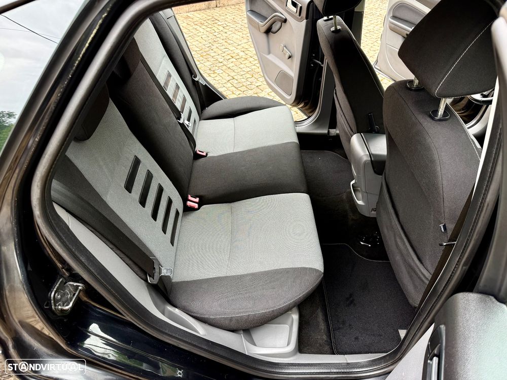 Ford Focus 1.6 TDCi Titanium - 20