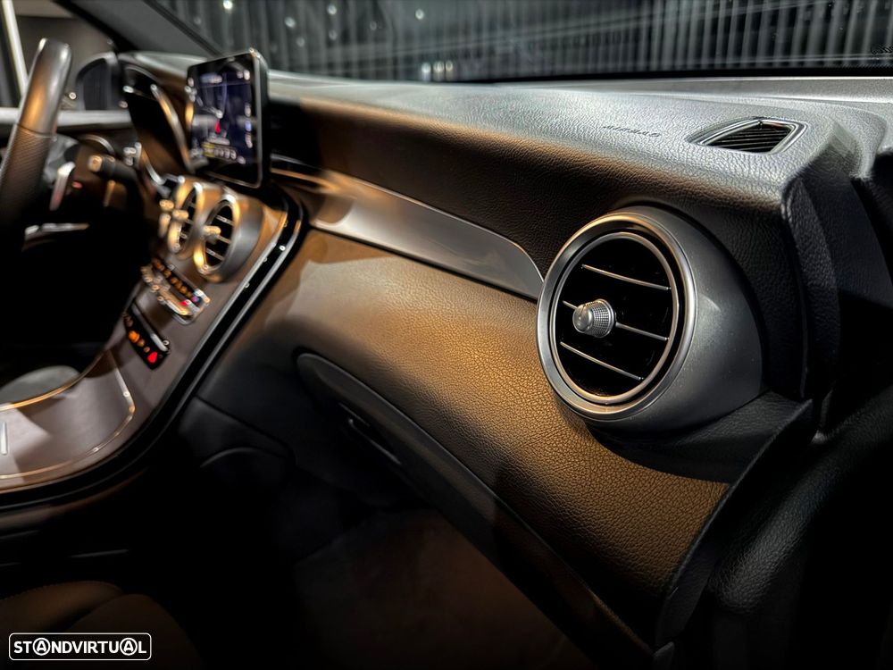 Mercedes-Benz GLC 300 de 4Matic 9G-TRONIC AMG Line - 43