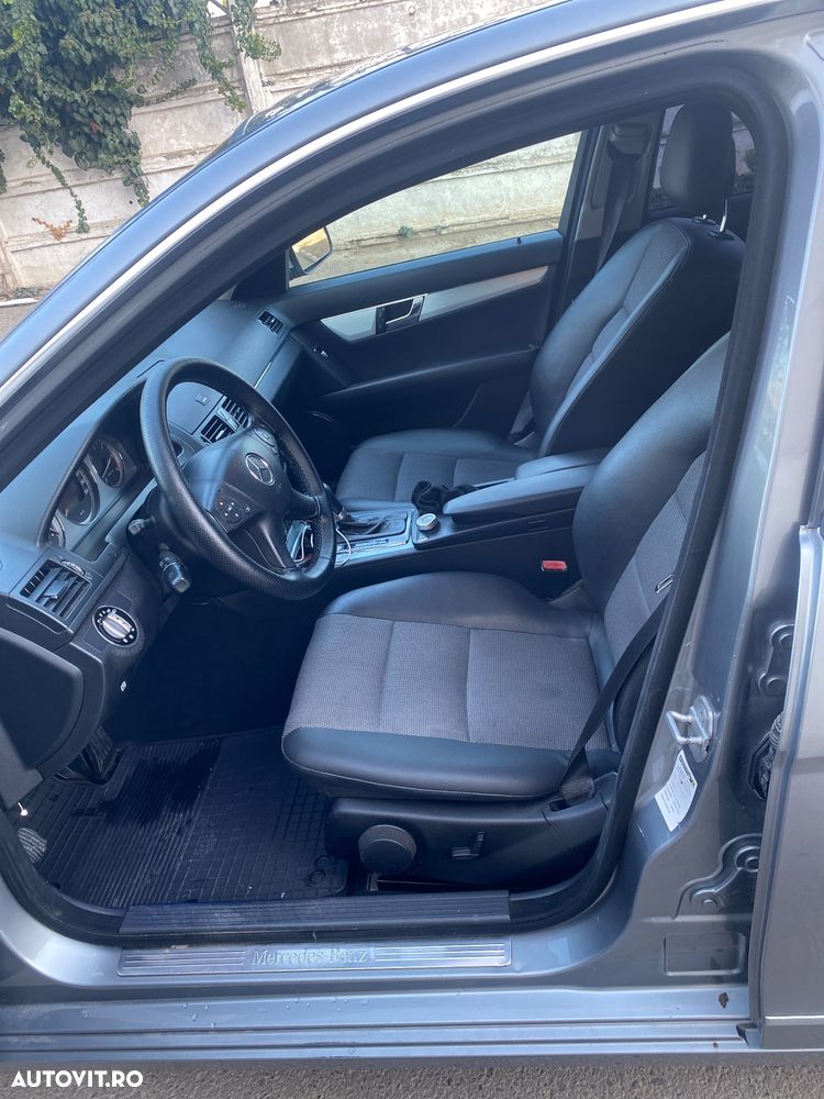 Mercedes-Benz C 320 CDI DPF 7G-TRONIC Avantgarde - 8