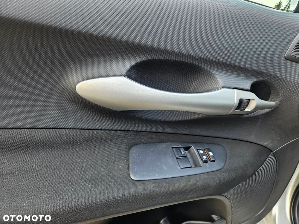 Toyota Auris 1.33 VVT-i Luna - 13