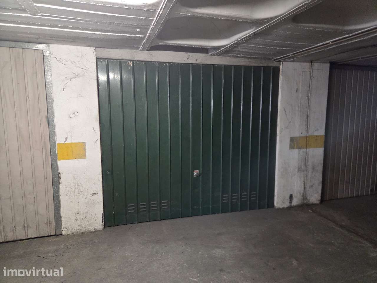 Box fechada, em Alfragide - Grande imagem: 4/7