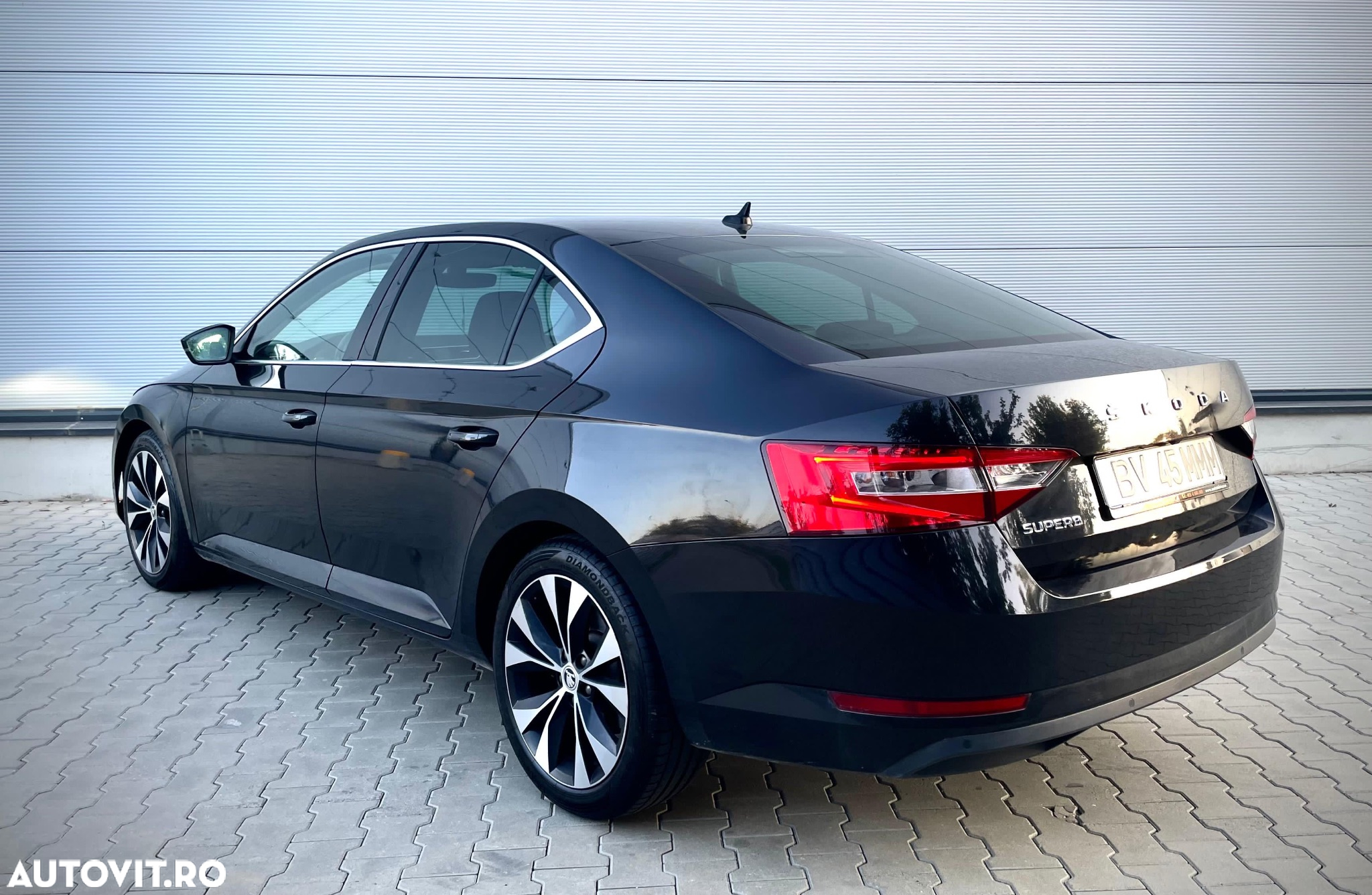 Skoda Superb 2.0 TDI DSG Style - 2