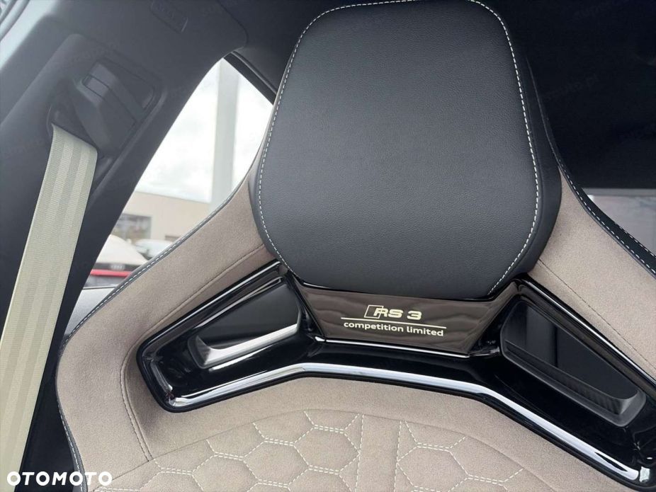 Audi RS3 Limousine TFSI Quattro S tronic - 13