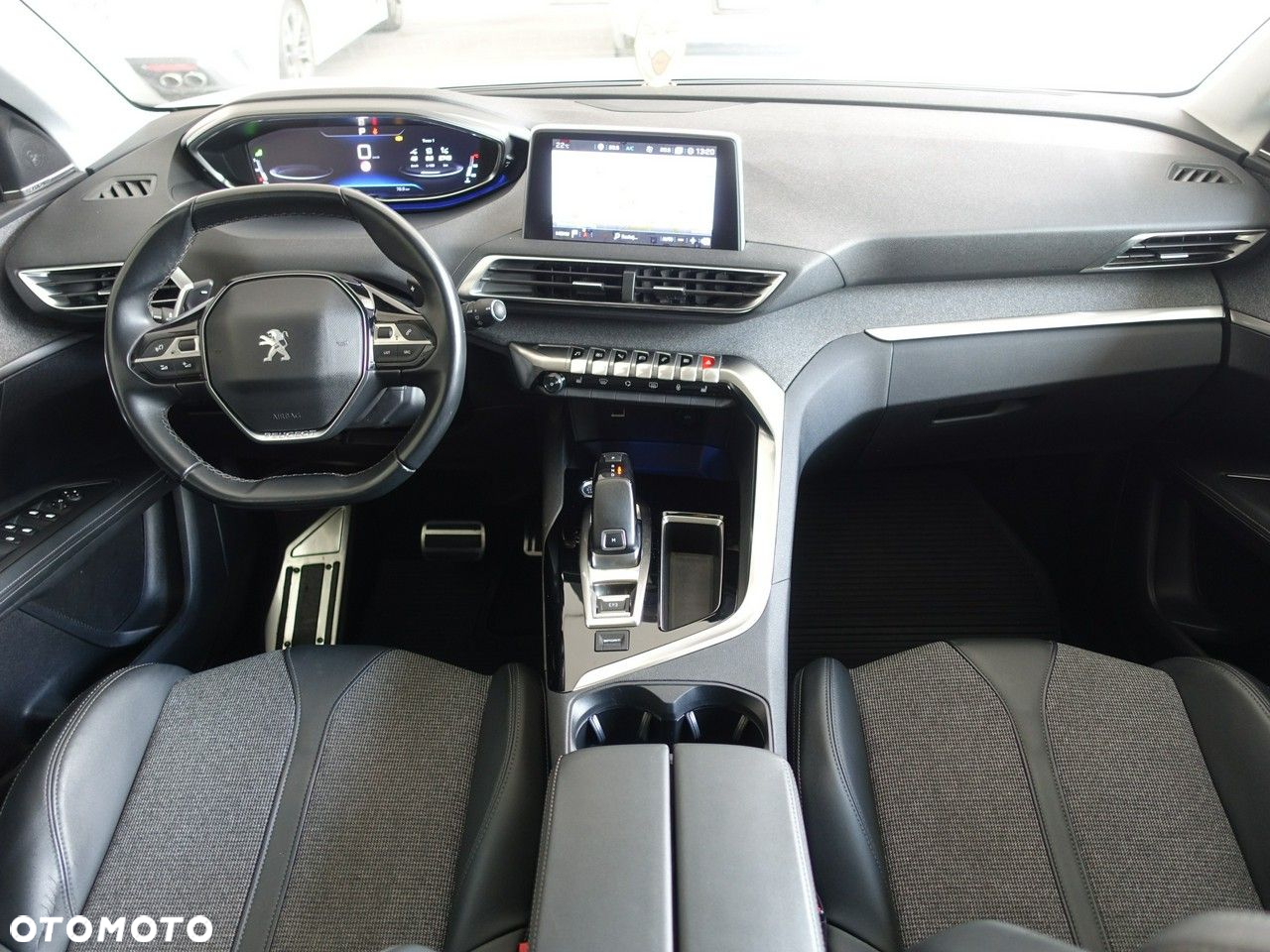Peugeot 3008 - 18