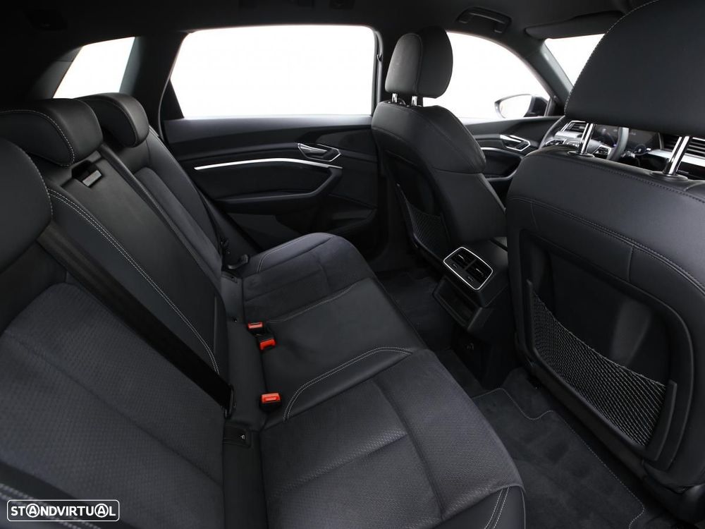 Audi e-tron 55 quattro S line - 7