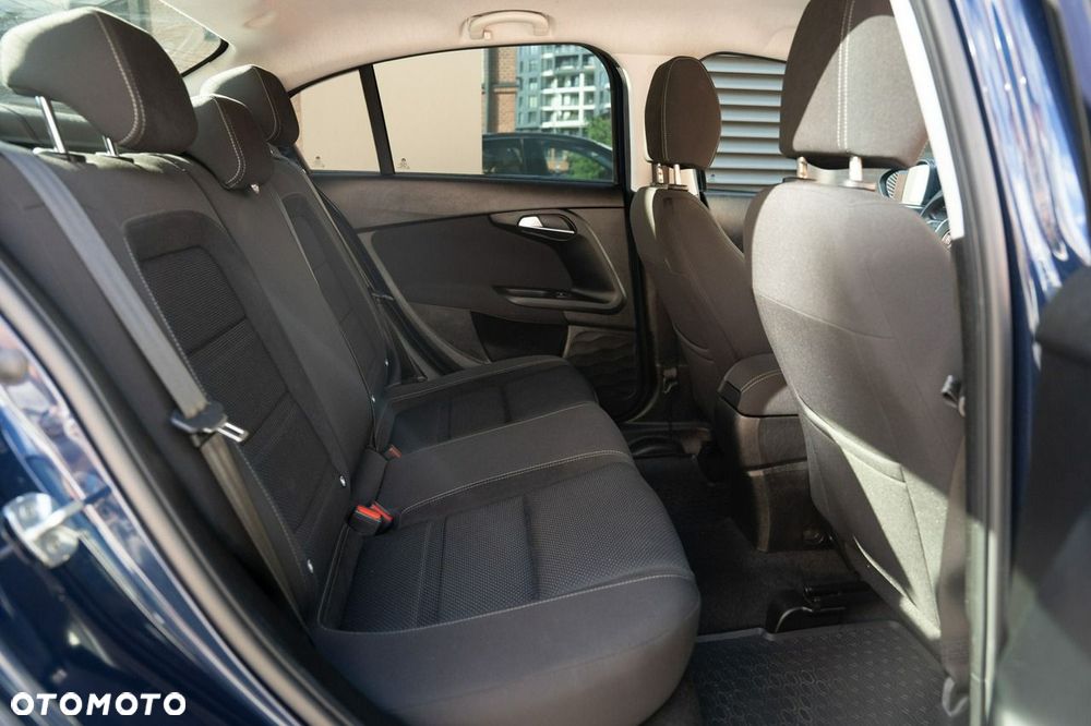 Fiat Tipo 1.4 16v Lounge EU6d - 30