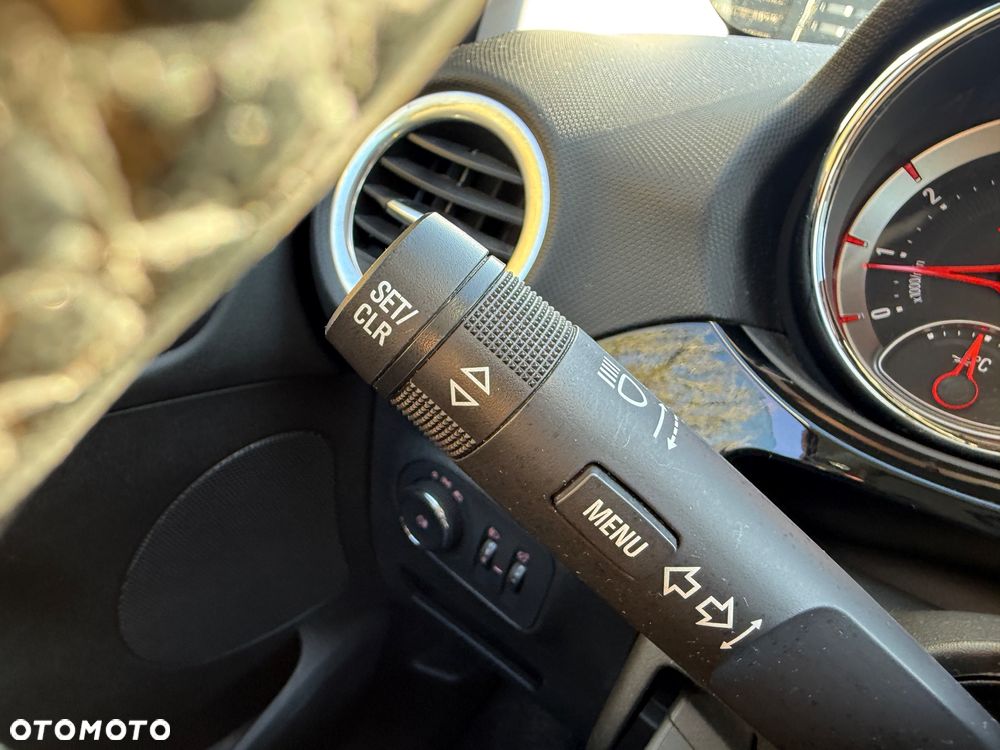 Opel Adam ver-1-4-cosmo - 10