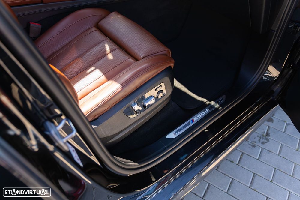 BMW X7 M50d - 14