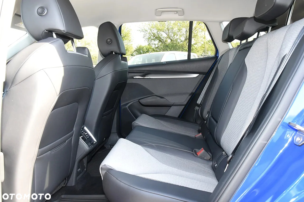 Skoda Enyaq 60 62kWh Plus - 9