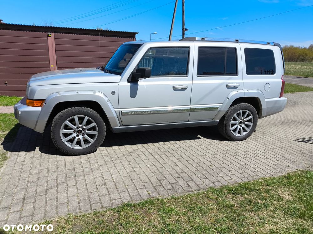 Jeep Grand Cherokee - 9