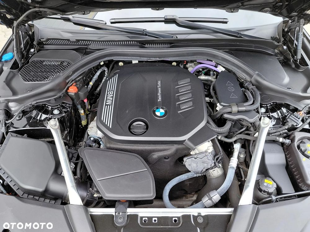 BMW Seria 5 520d M Sport Edition - 27