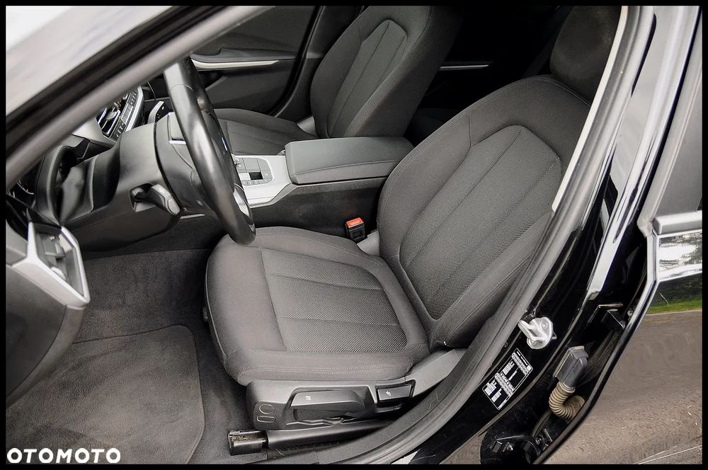 BMW Seria 3 320i - 24
