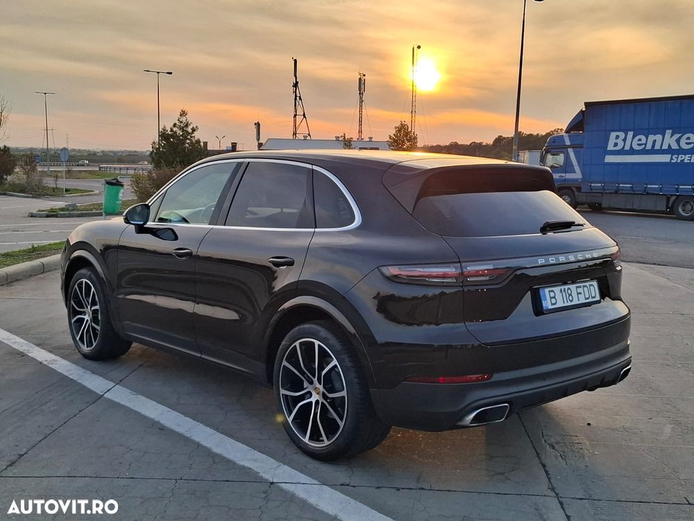 Porsche Cayenne Tiptronic S - 2