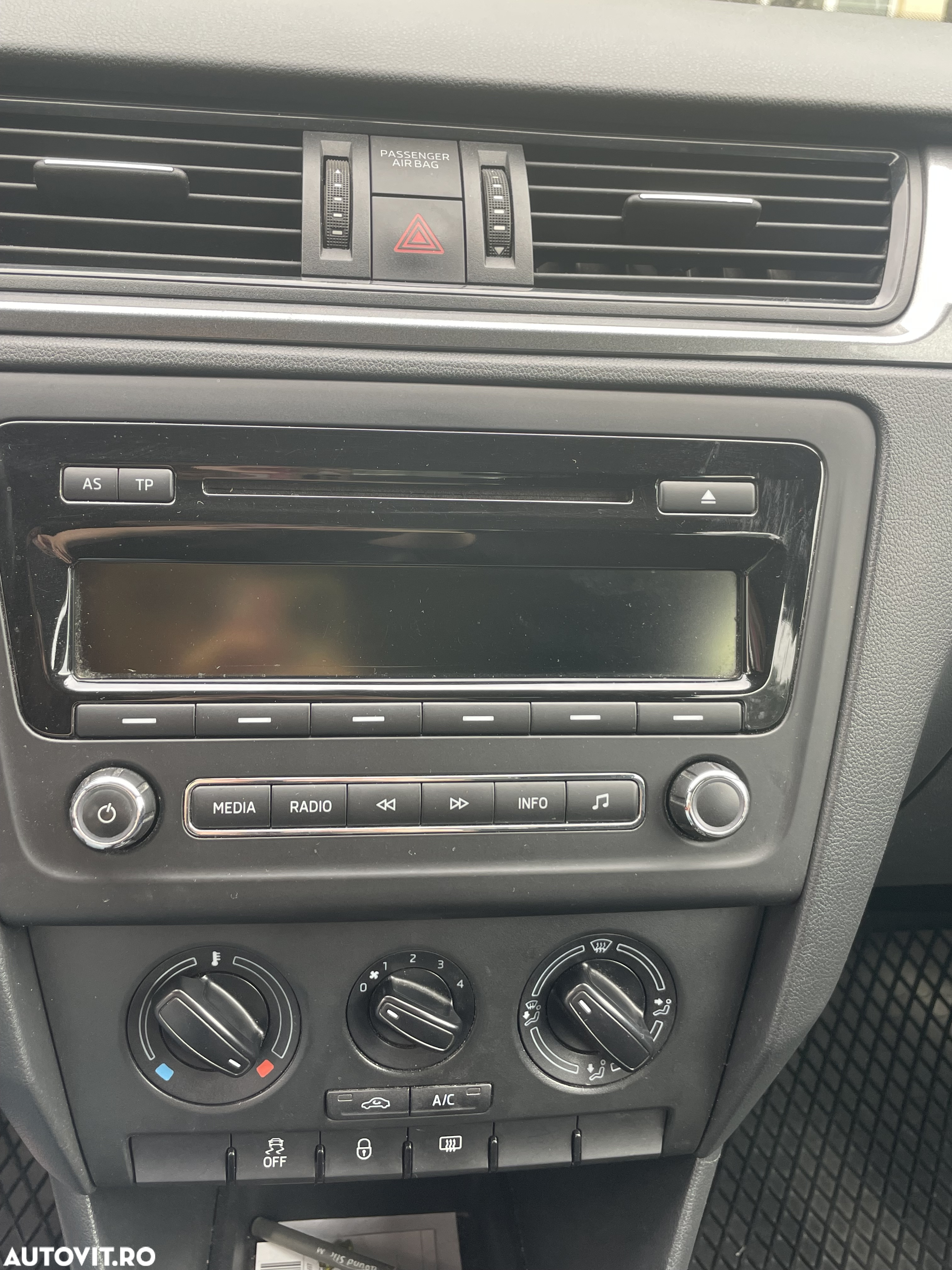 Skoda RAPID - 9