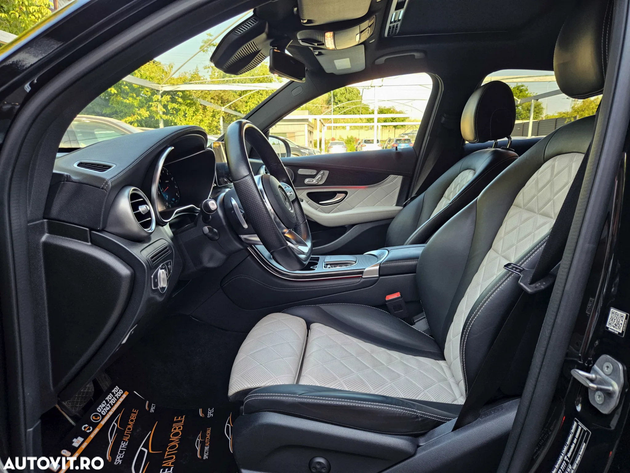 Mercedes-Benz GLC 300 e 4MATIC - 10
