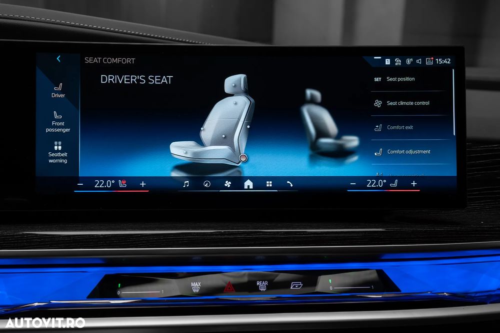 BMW Seria 7 740d xDrive MHEV - 15