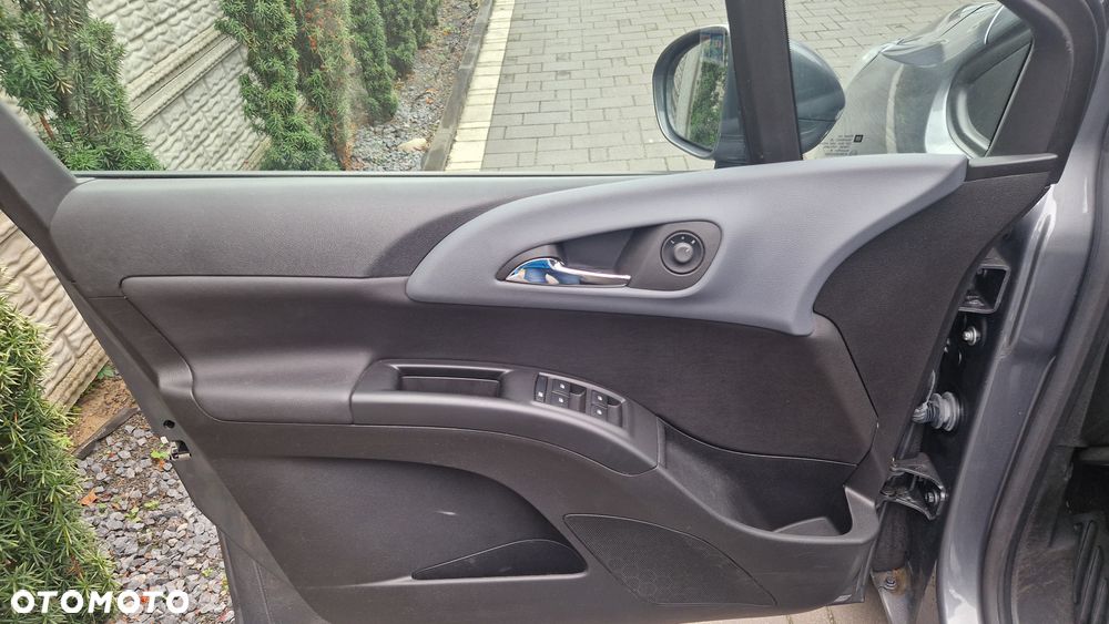 Opel Meriva 1.4 Automatik Edition - 28