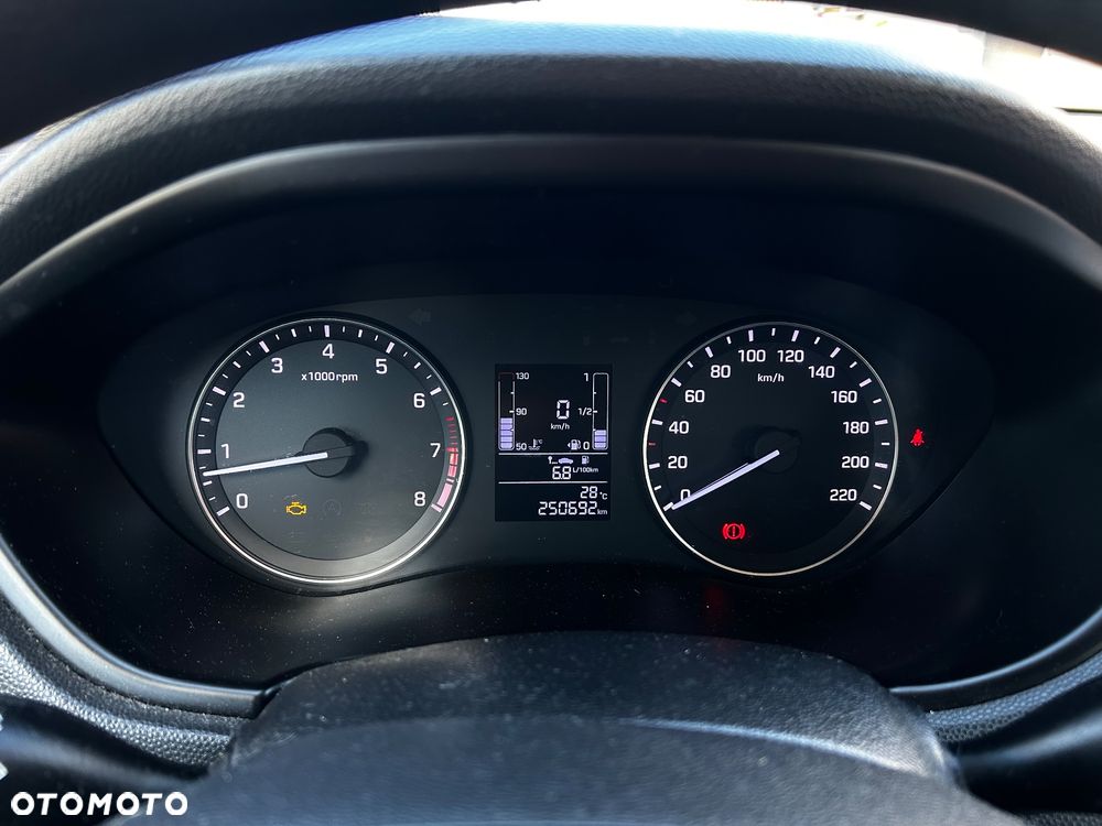 Hyundai i20 - 11