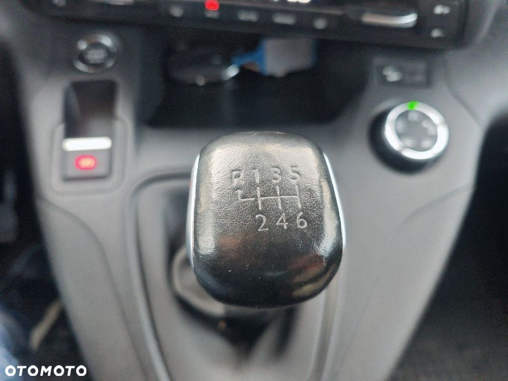 Citroën Berlingo XL 1.5 BlueHDI Shine S&S (7-os.) - 27