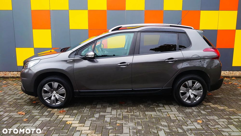 Peugeot 2008 1.2 Pure Tech Style - 2