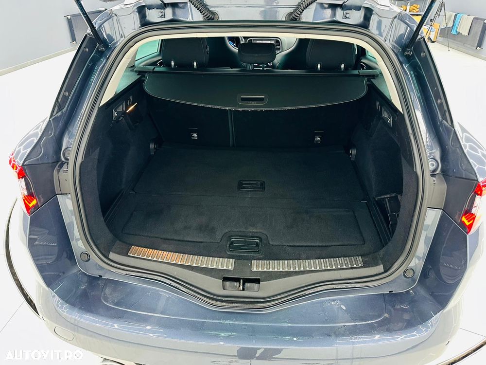 Renault Megane ENERGY dCi 130 GT LINE - 14