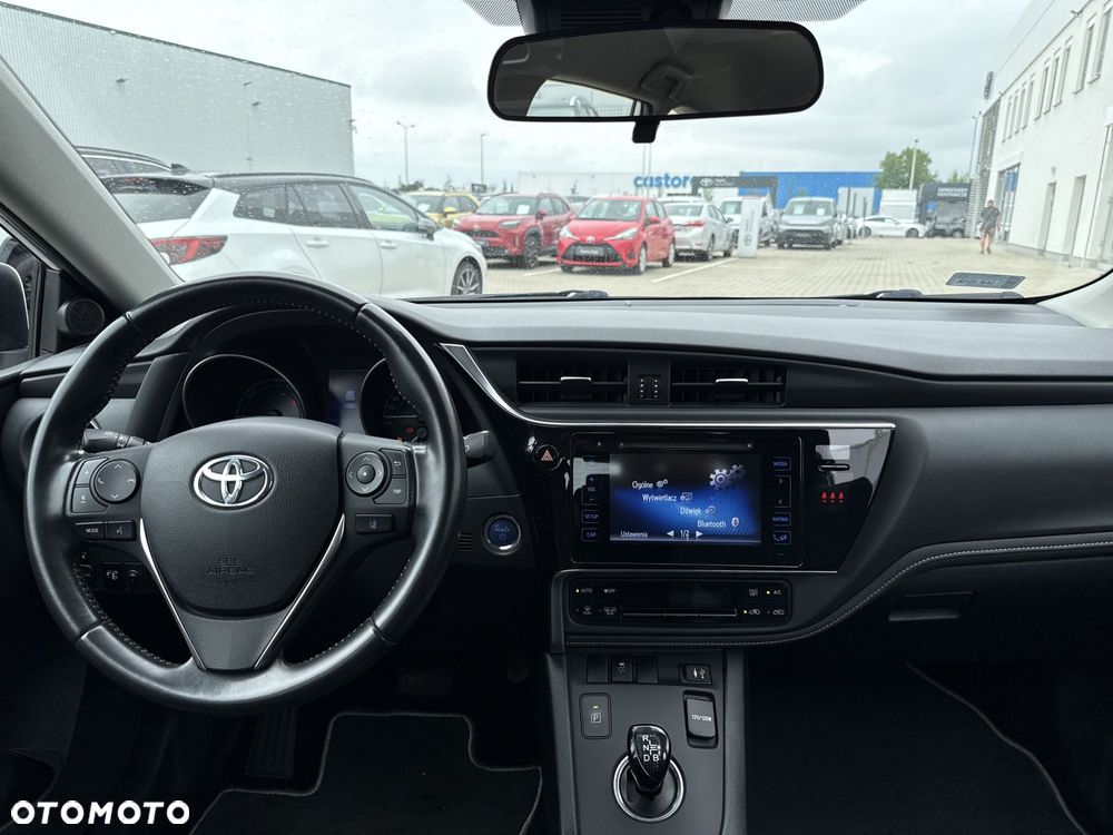 Toyota Auris - 9