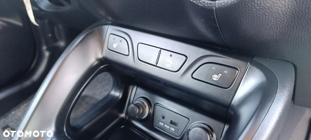 Hyundai ix35 2.0 2WD Comfort - 23