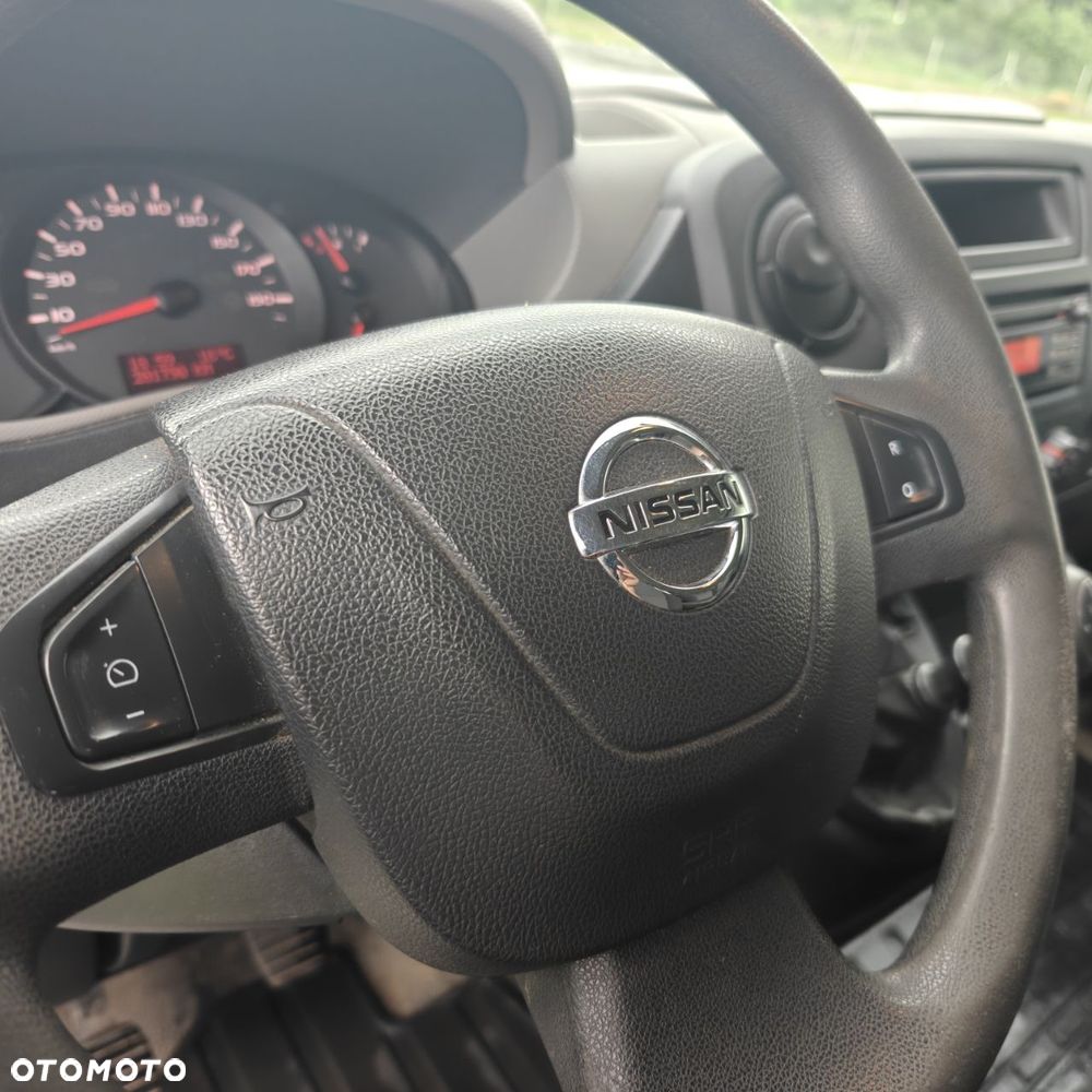 Nissan NV400 - 10
