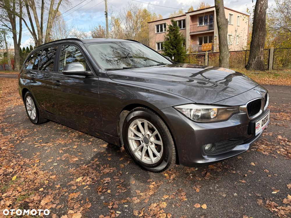 BMW Seria 3 318d DPF - 8