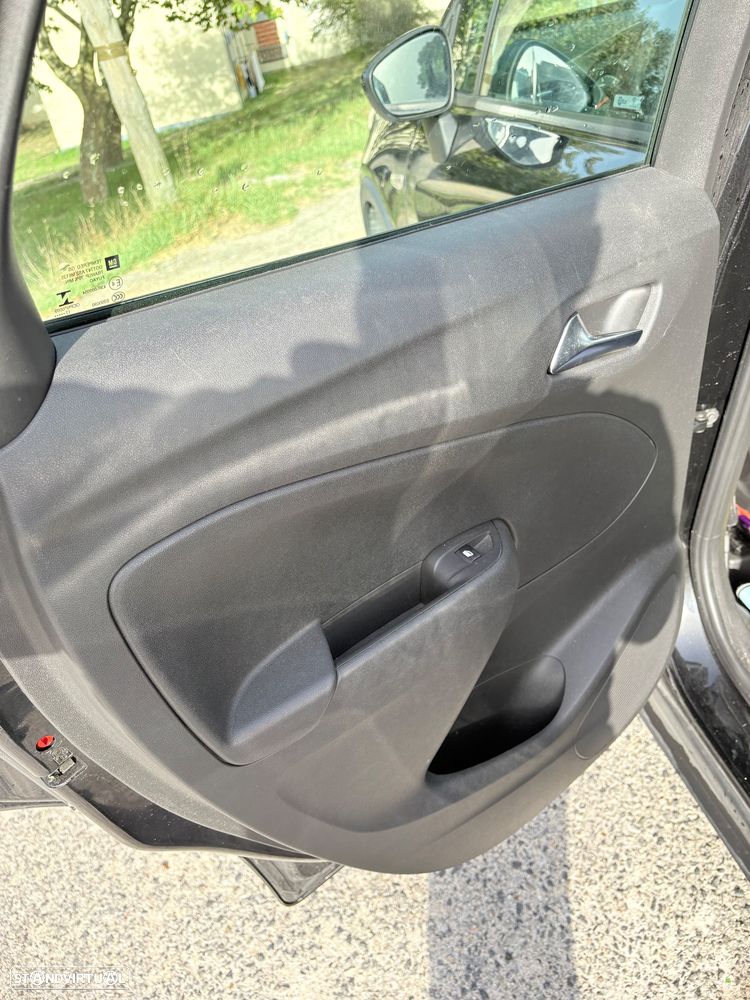 Opel Crossland X - 15