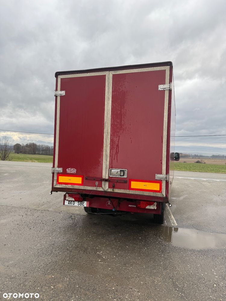 Mercedes-Benz Sprinter - 7