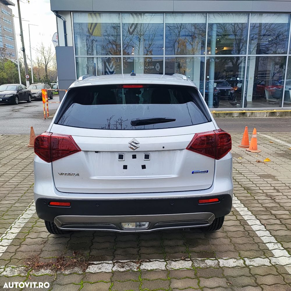 Suzuki Vitara 1.4 Boosterjet Mild-Hybrid 6AT Passion - 4
