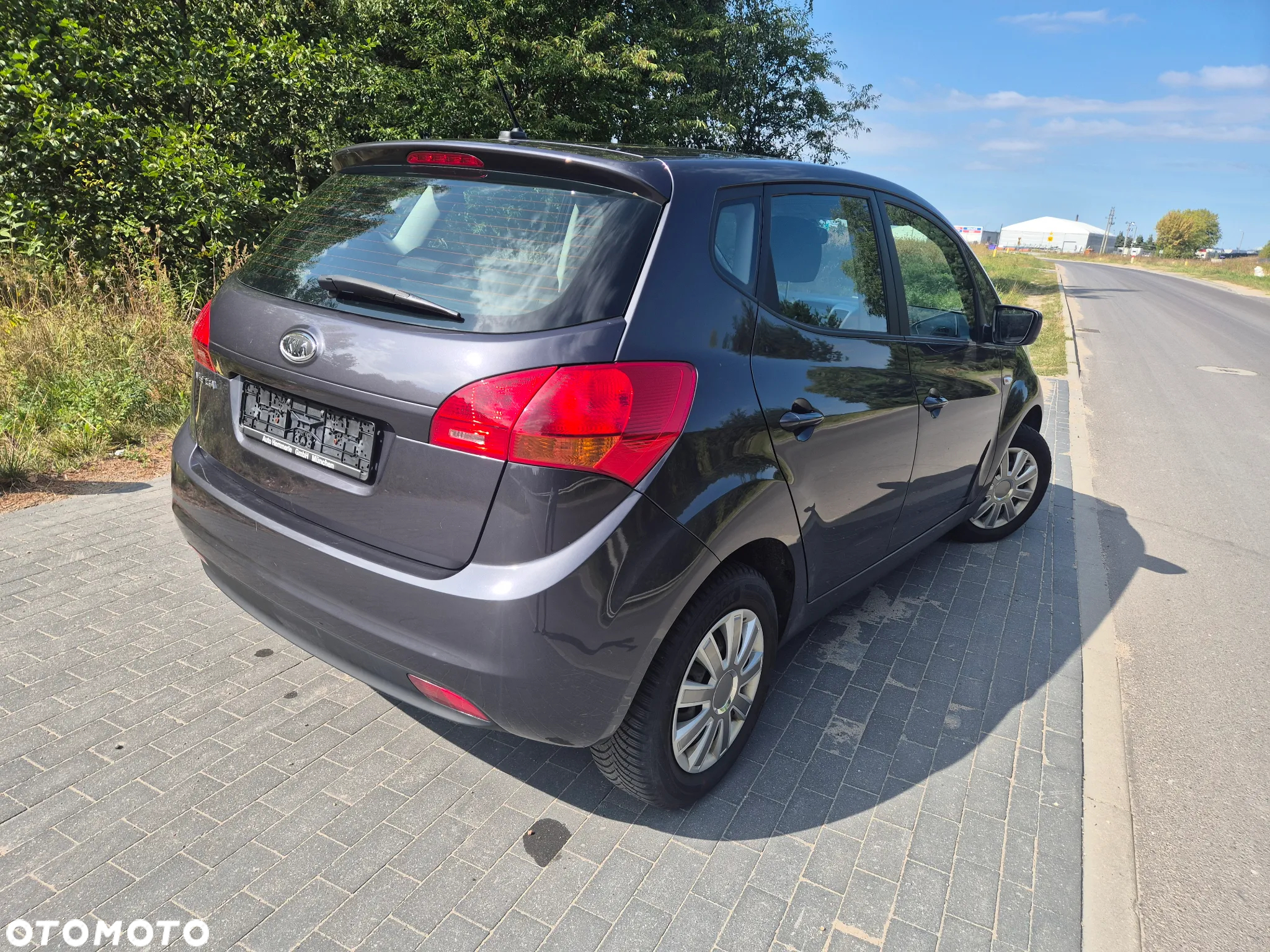 Kia Venga 1.4 CVVT Business Line - 10