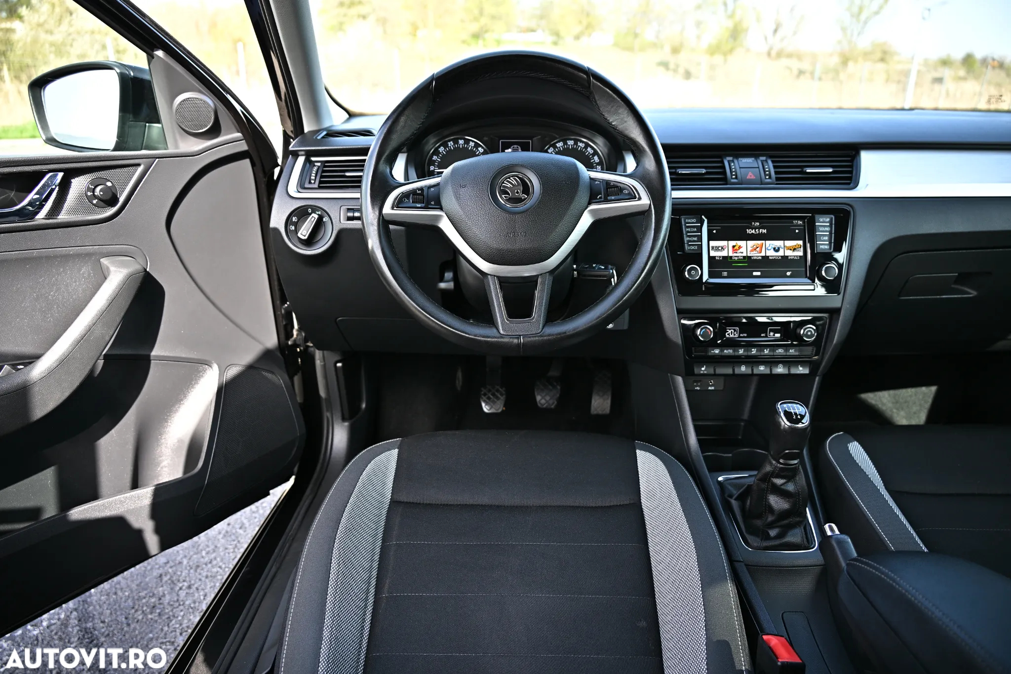 Skoda RAPID 1.4 TDI Clever - 14
