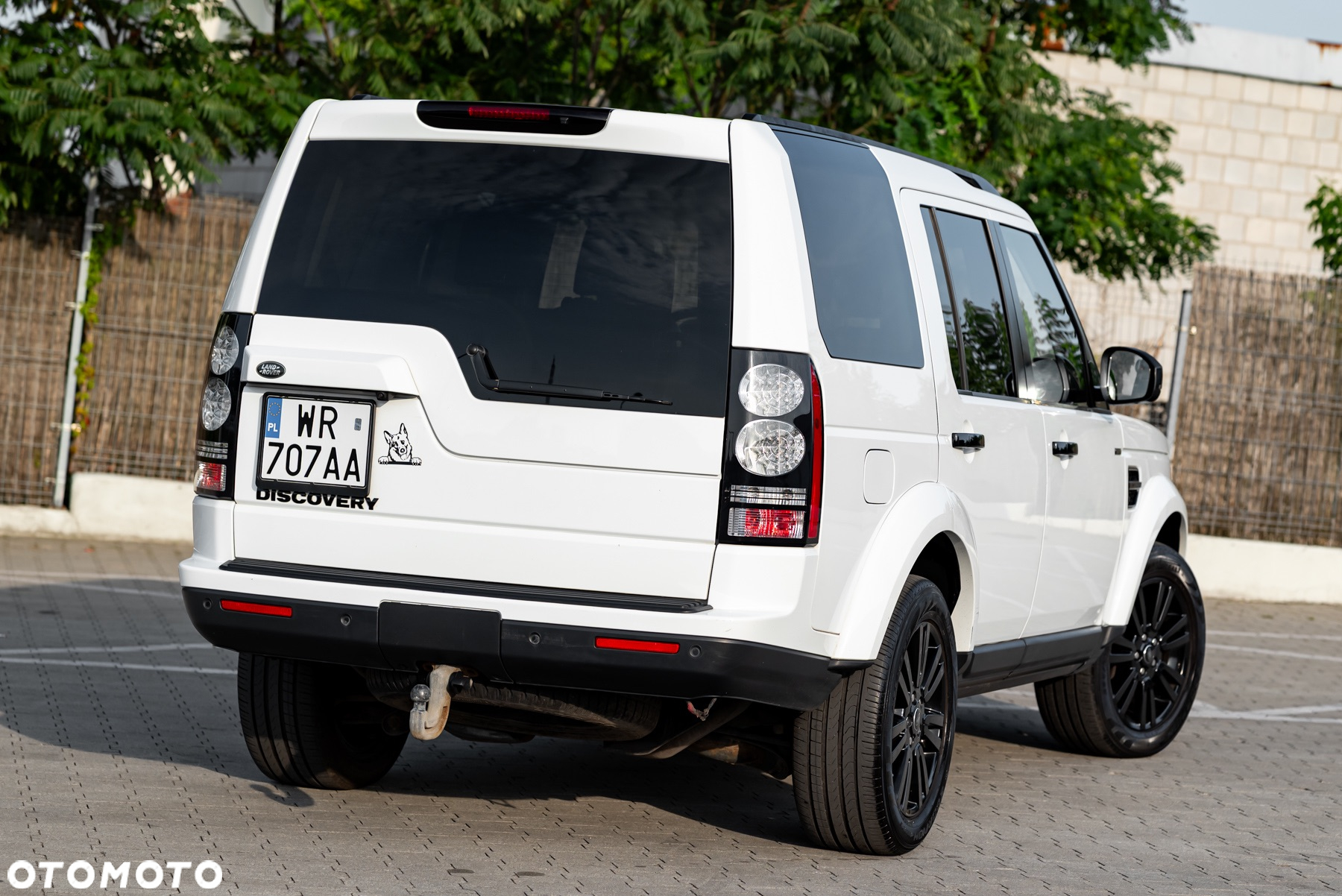 Land Rover Discovery SD V6 HSE - 8
