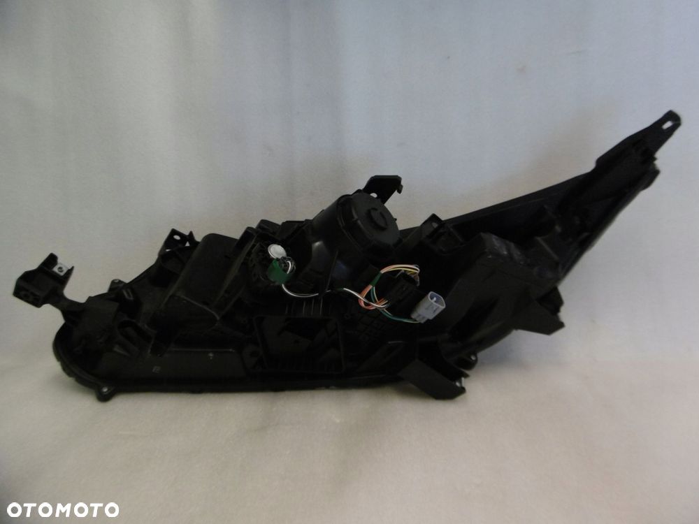 mitsubishi eclipse cross - lampa prawa led - 6