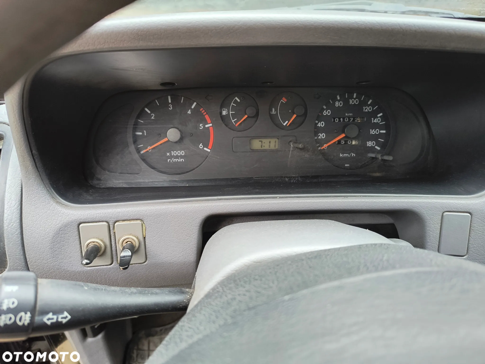 Ford Maverick 2.7 TD GLS - 9