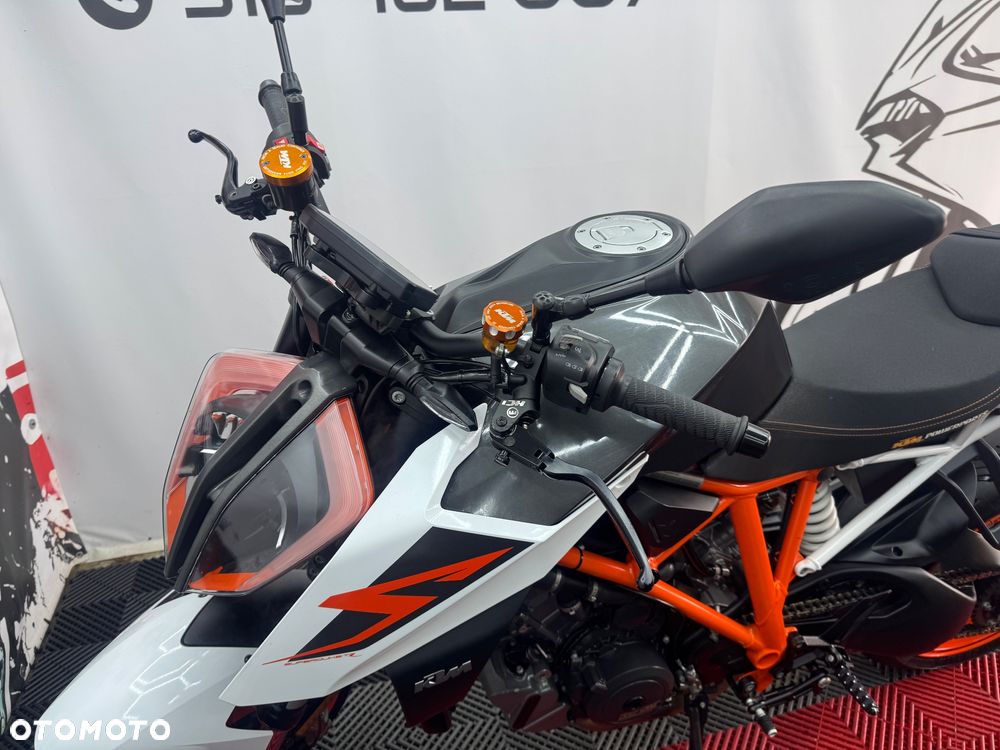 KTM Super Duke - 10