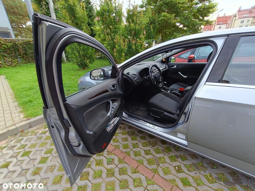 Ford Mondeo 1.8 TDCi Ghia - 6