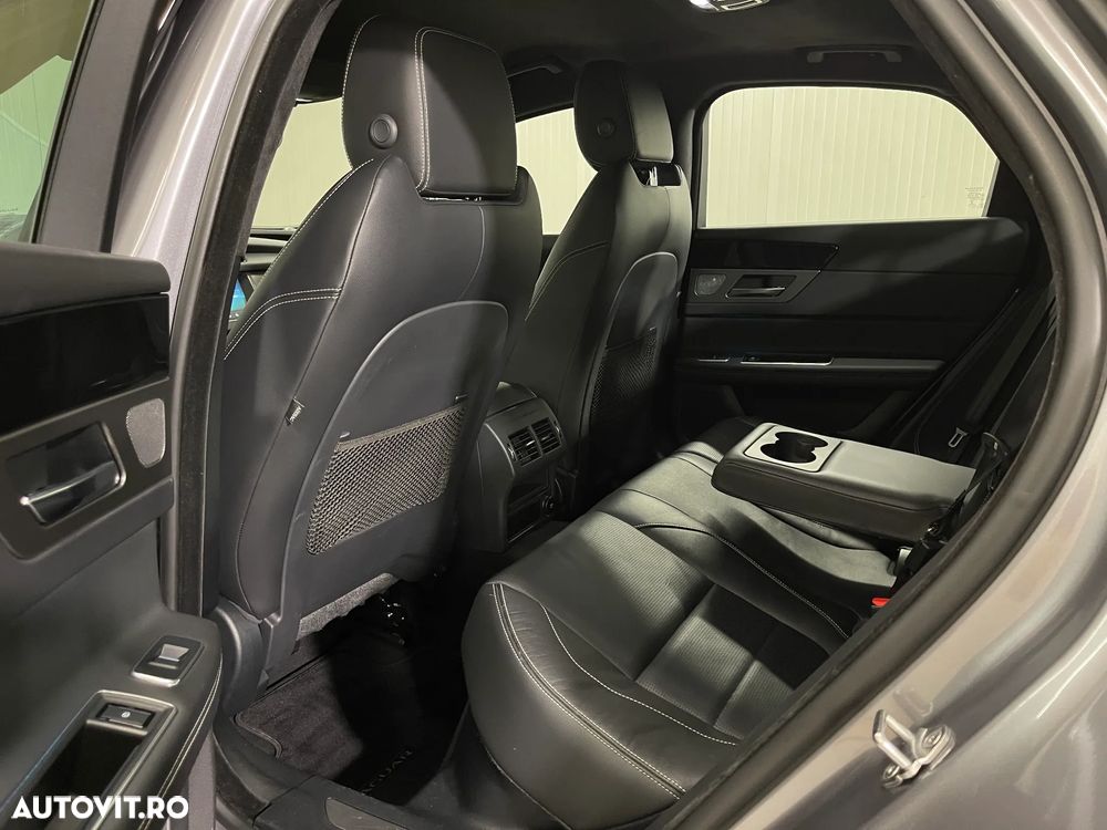 Jaguar XF 20d AWD Aut. Chequered Flag - 11