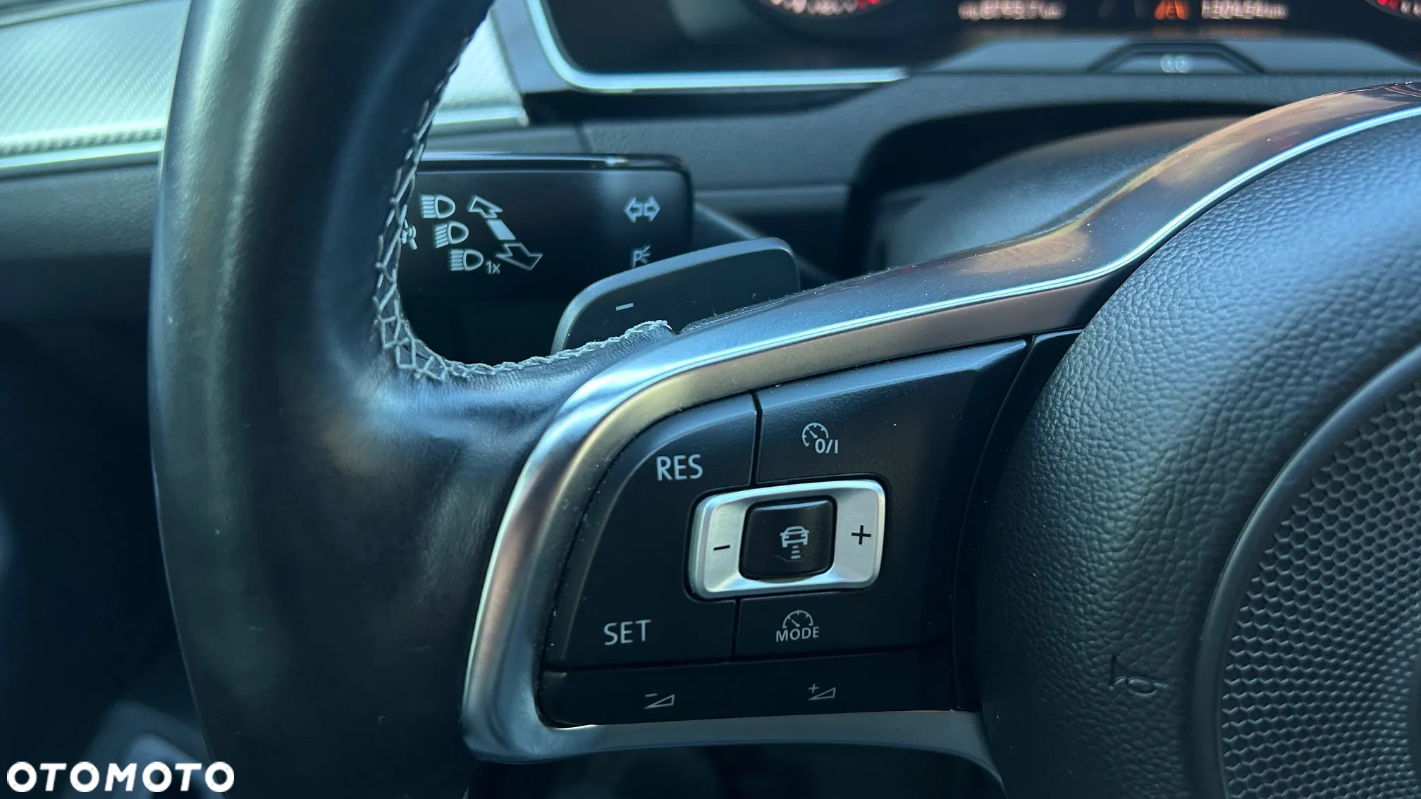 Volkswagen Arteon 2.0 TSI R-Line DSG - 30