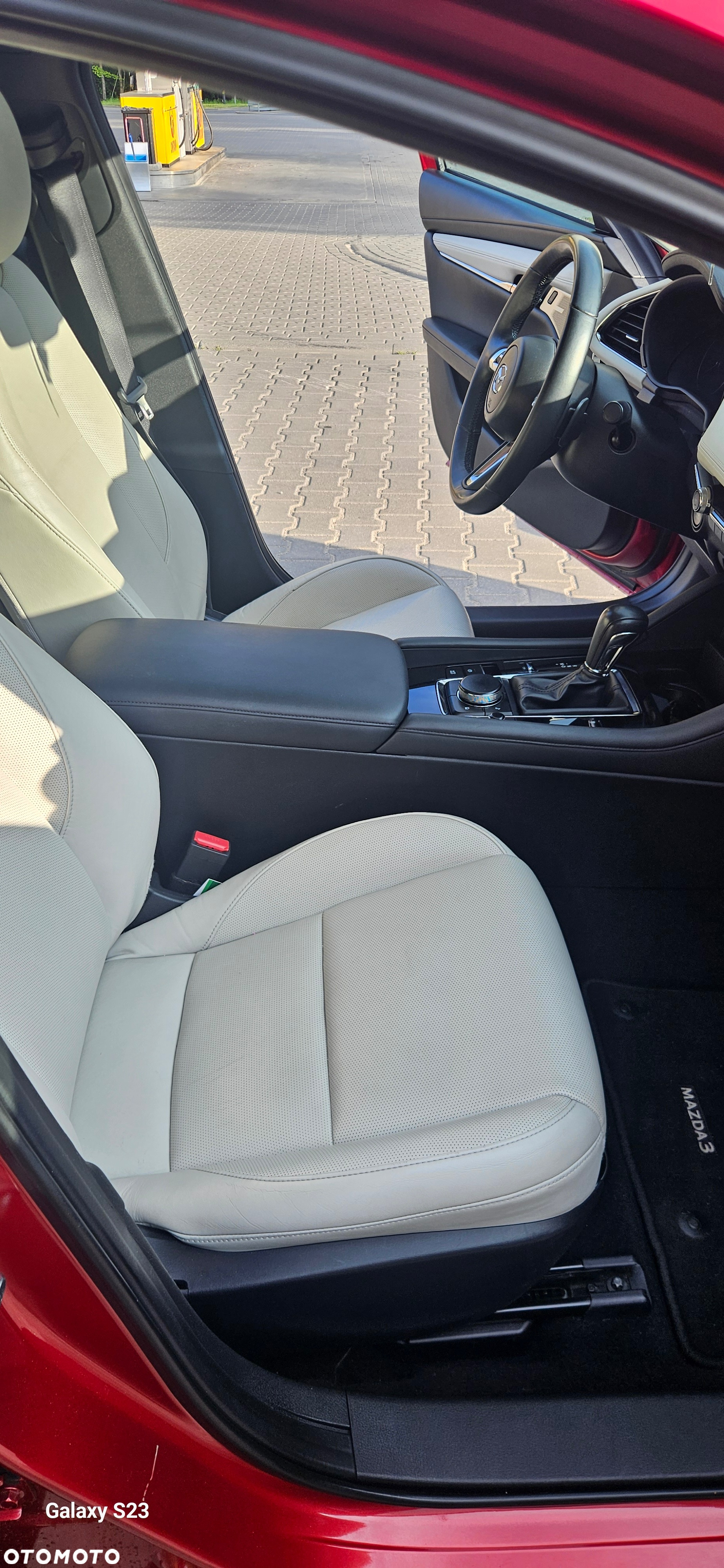 Mazda 3 - 12