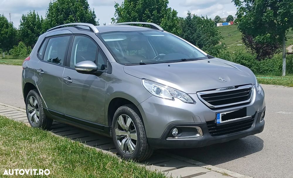 Peugeot 2008 1.2 VTi Allure - 11
