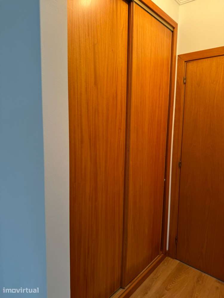 Apartamento T4 com 3 casas de banho e garagem - Grande imagem: 5/16