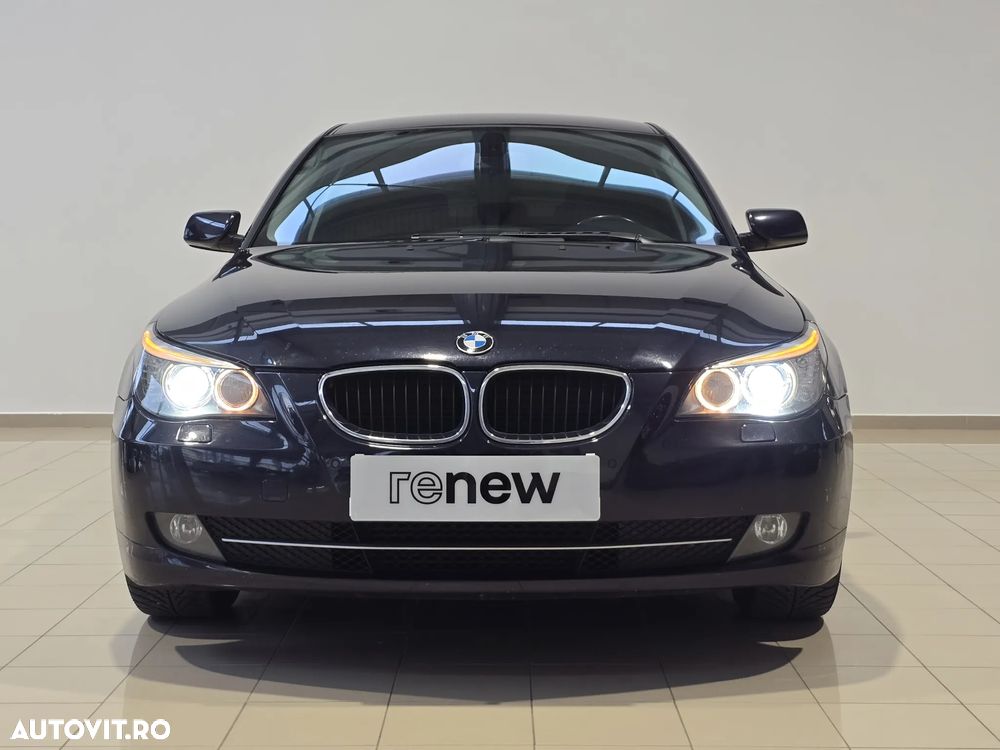 BMW Seria 5 520d - 29